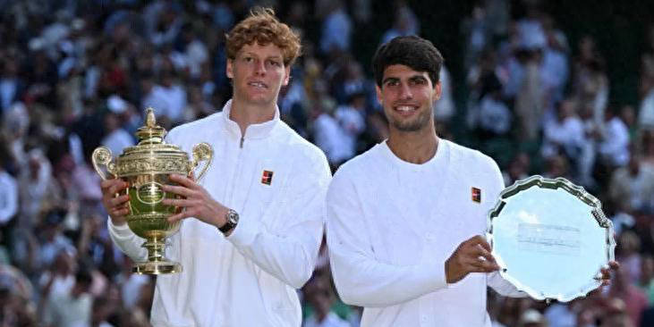 场球迷的压 场球迷的压